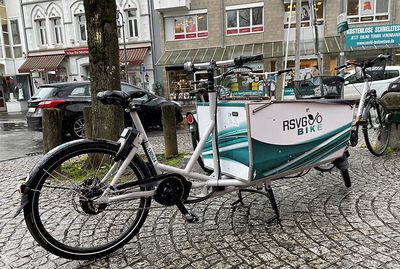 Ab sofort kann in Hennef auch ein E-Lastenrad, ein sogenanntes E-Cargobike, ausgeliehen werden. 
