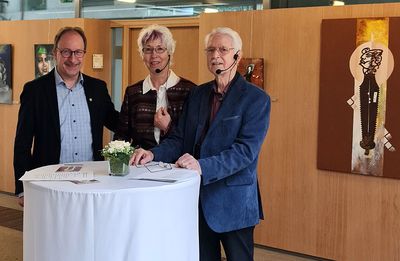 Bürgermeister Thomas Wallau, Angelika Orlowski und Helmut Sommerhäuser (v.l.)