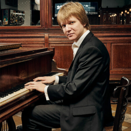 Sergey Markin, Klavier