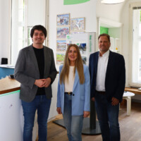 Bürgermeister Mario Dahm mit der Citymanagerin Katrin Schwarz und dem Wirtschaftsförderer Lutz Wagner (v.l.).